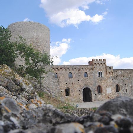 Residenza Ducale Hotel Bovino Luaran gambar