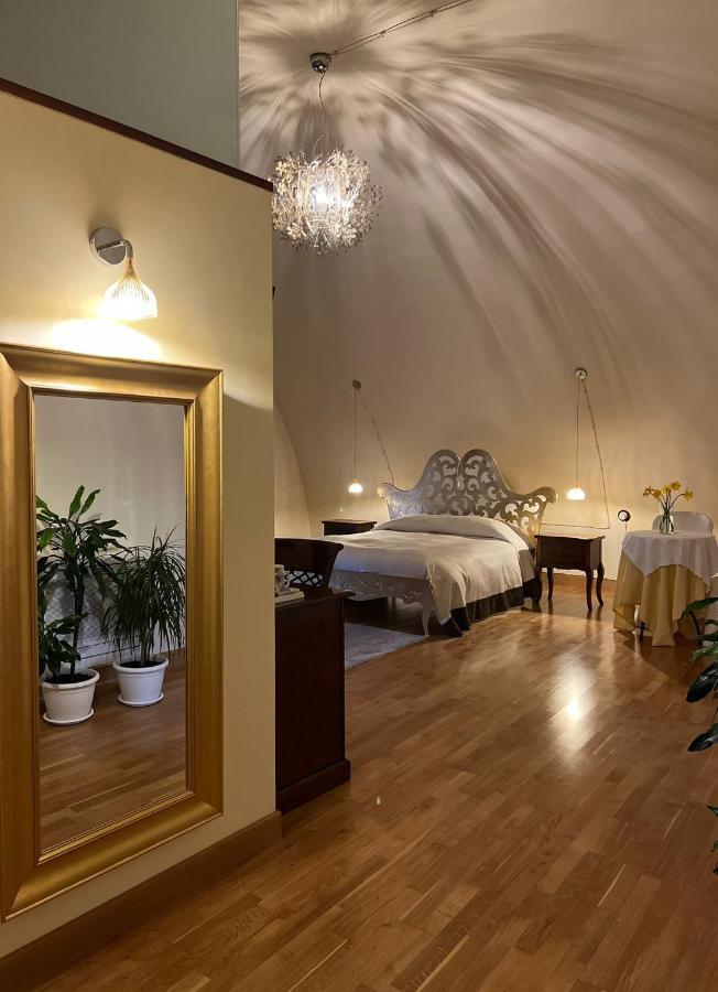Residenza Ducale Hotel Bovino Luaran gambar