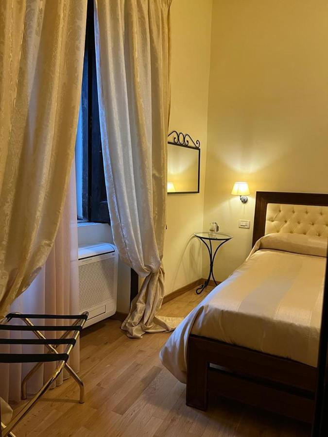 Residenza Ducale Hotel Bovino Luaran gambar