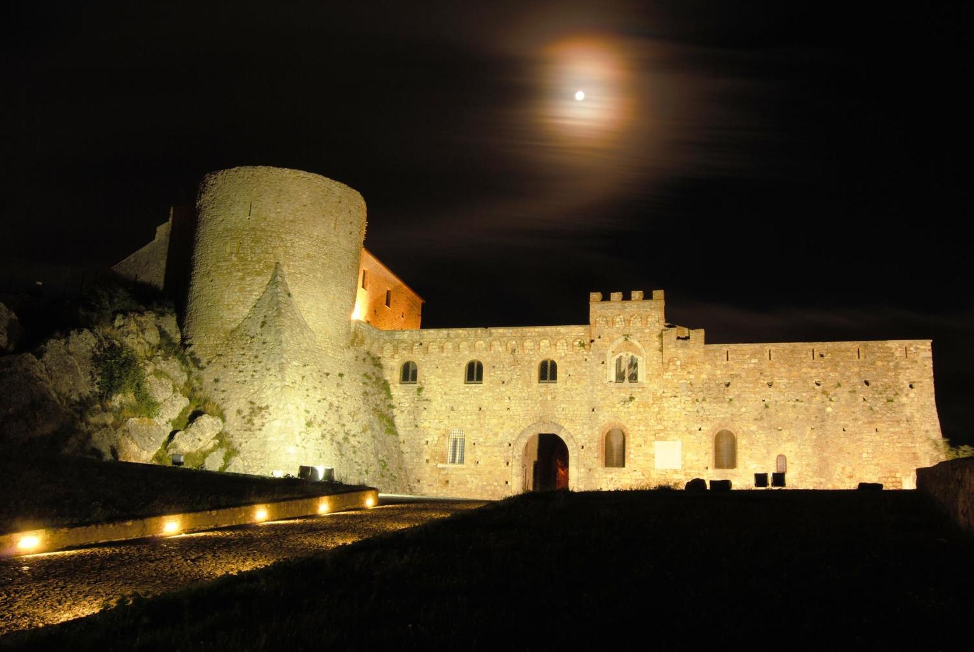 Residenza Ducale Hotel Bovino Luaran gambar